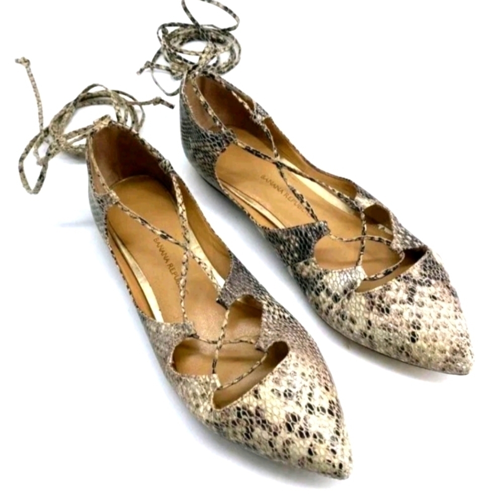 BANANA REPUBLIC 8.5 Flat Pointy Toe Faux Snakeskin Lace-Up Ankle-Tie Shoe EUC